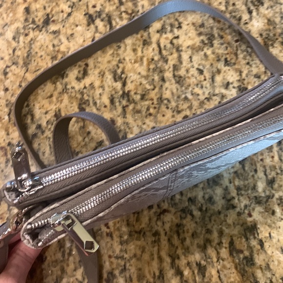 Thirty-one snake print crossbody or clutch, NWOT | offer in description - Picture 3 of 5